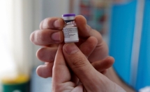  75% من عمليات التطعيم ضد كورونا أجريت في 10 دول فقط! وأكسفورد تؤكد لقاح أسترازينيكا المضاد لكورونا فعّال ضد السلالة البريطانية
