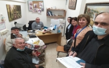 المركز الطبي بوريا يحتضن المتطوعين العرب من ابناء الجيل الذهبي لمساعدة المرضى والمتعالجين