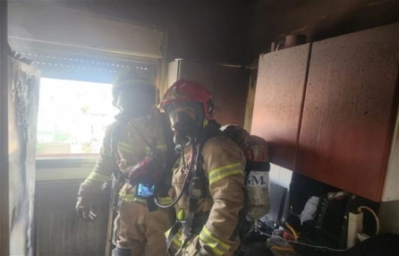 حيفا: ثلاجة تتسبب بإندلاع حريق في شقة سكنية- لم يبلغ عن اصابات